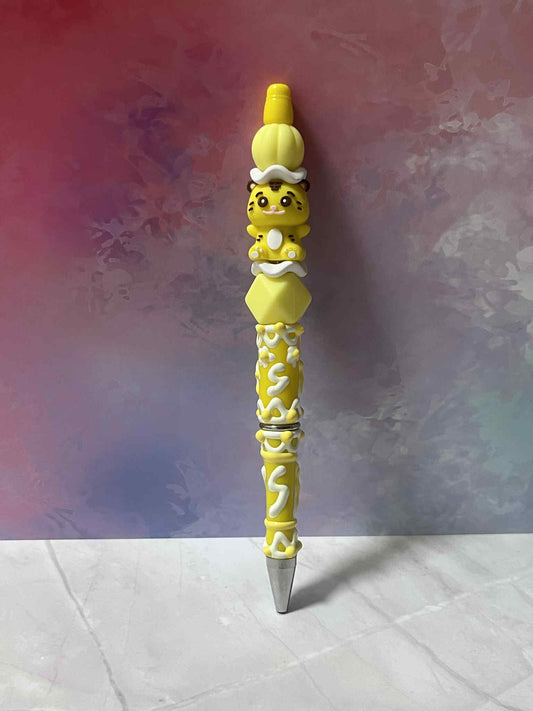 Lion Pen